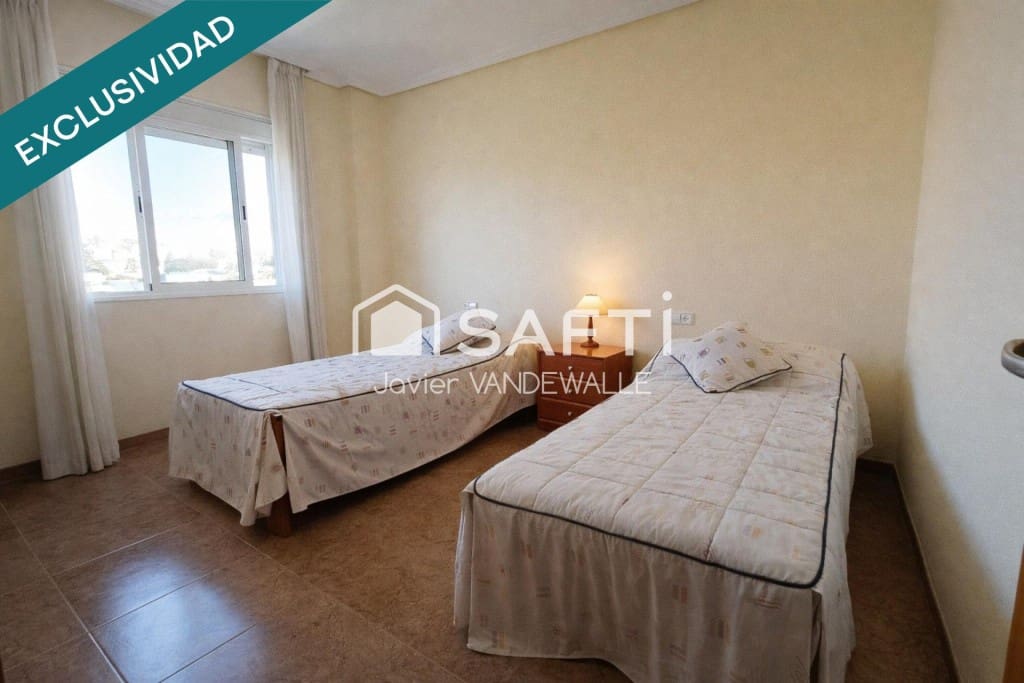 3 sovrum Lägenhet till salu i Roquetas de Mar med pool - 219 798 € (Ref: 9799114)