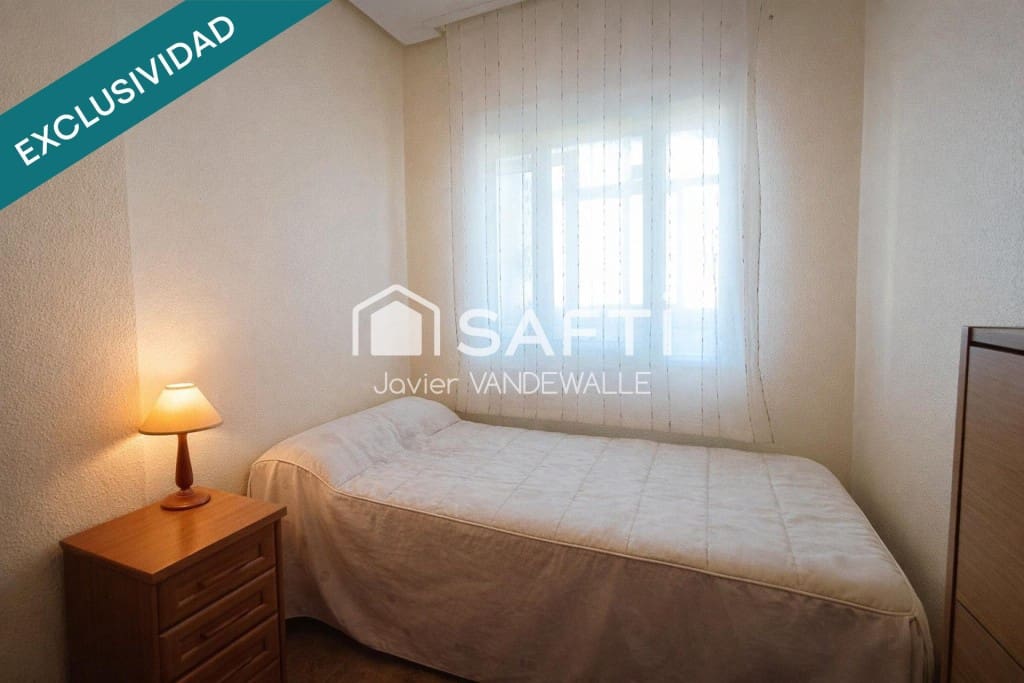 3 sovrum Lägenhet till salu i Roquetas de Mar med pool - 219 798 € (Ref: 9799114)