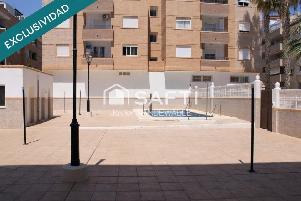 3 sovrum Lägenhet till salu i Roquetas de Mar med pool - 219 798 € (Ref: 9799114)