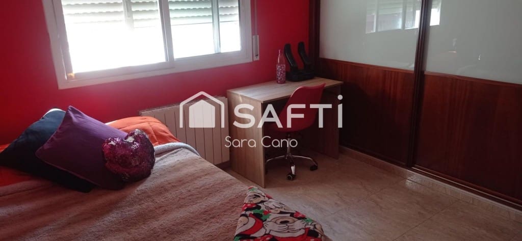 5 bedroom Terraced Villa for sale in El Vendrell with pool garage - € 455,000 (Ref: 9799115)