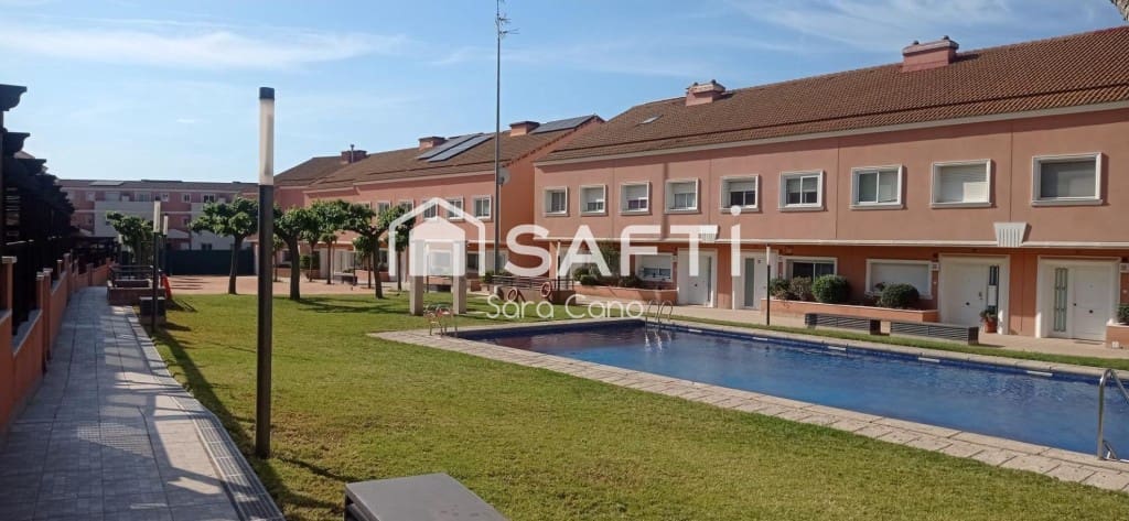 5 bedroom Terraced Villa for sale in El Vendrell with pool garage - € 455,000 (Ref: 9799115)