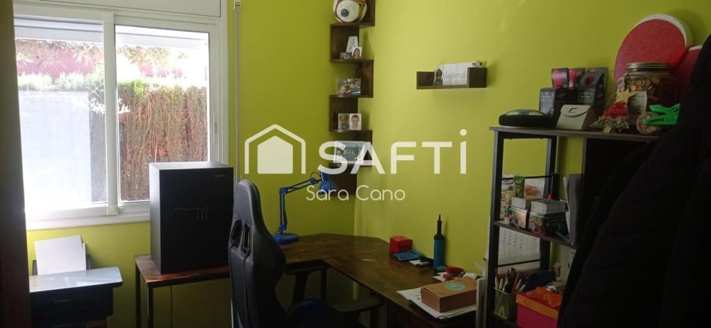 5 bedroom Terraced Villa for sale in El Vendrell with pool garage - € 455,000 (Ref: 9799115)