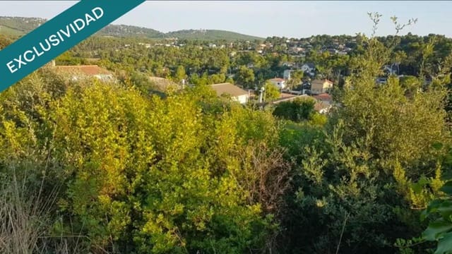 Tomt till salu i La Torre de Claramunt - 12 500 € (Ref: 9799116)