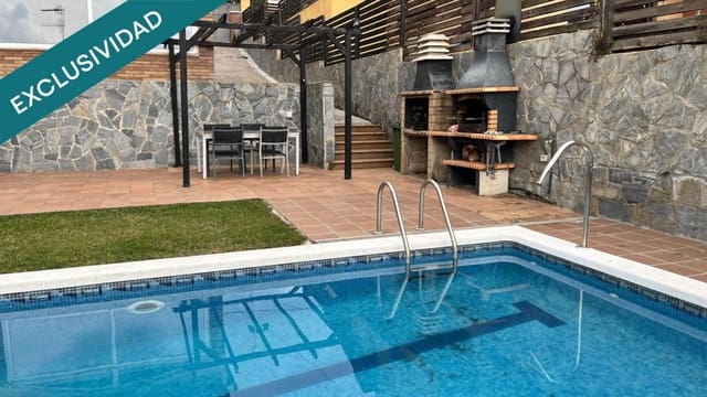 7 bedroom Villa for sale in Aiguaviva Parc, Vidreres with pool - € 325,000 (Ref: 9804185)