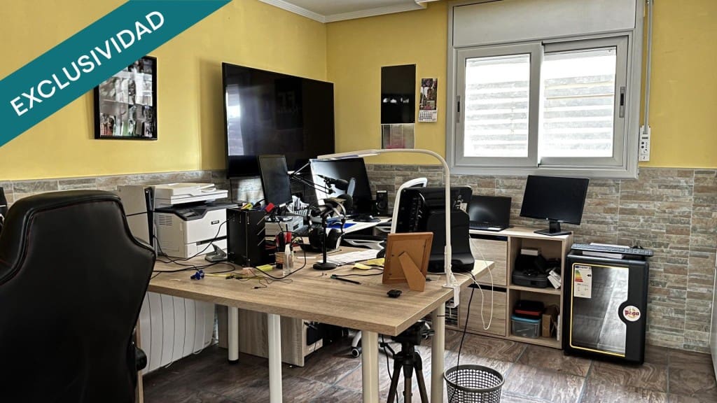 7 bedroom Villa for sale in Vidreres with pool - € 325,000 (Ref: 9804185)