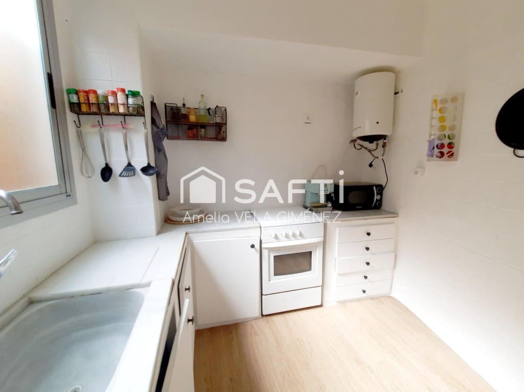 3 bedroom Apartment for sale in Sagunto / Sagunt - € 135,000 (Ref: 9804186)