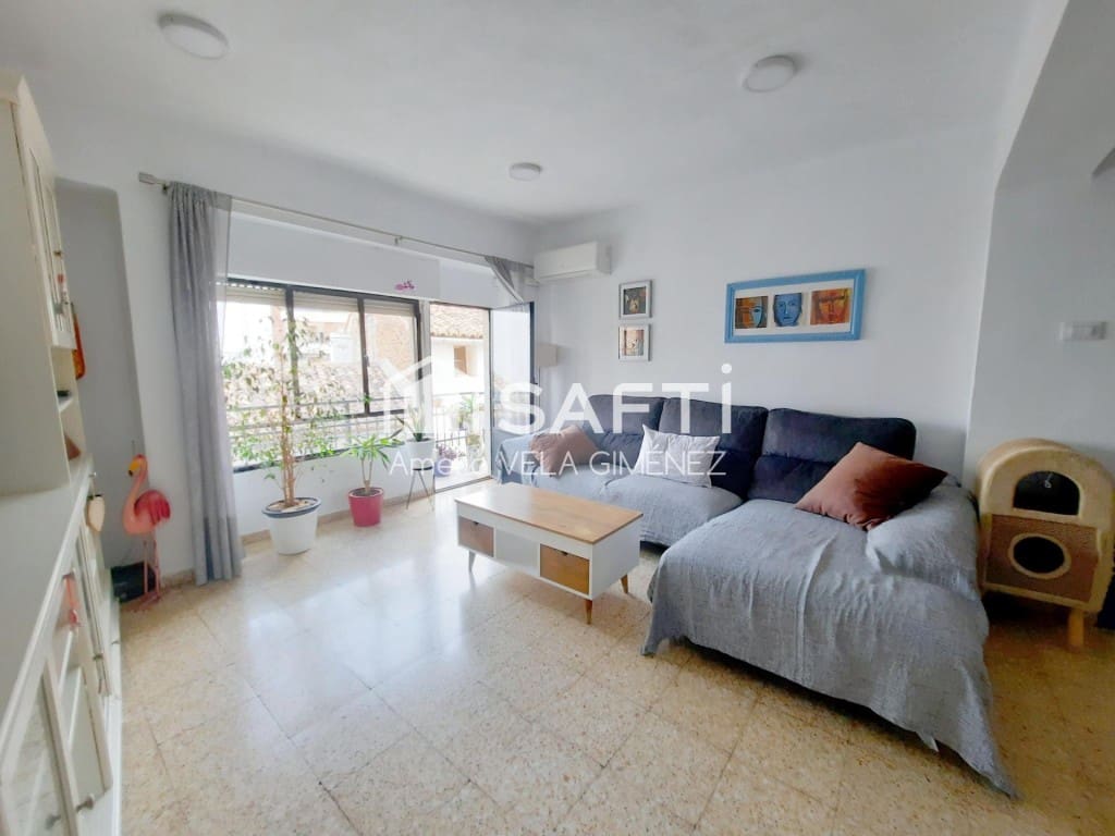 3 bedroom Apartment for sale in Sagunto / Sagunt - € 135,000 (Ref: 9804186)