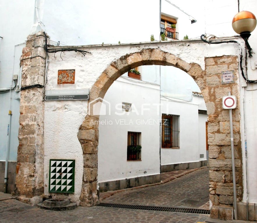 3 bedroom Apartment for sale in Sagunto / Sagunt - € 135,000 (Ref: 9804186)