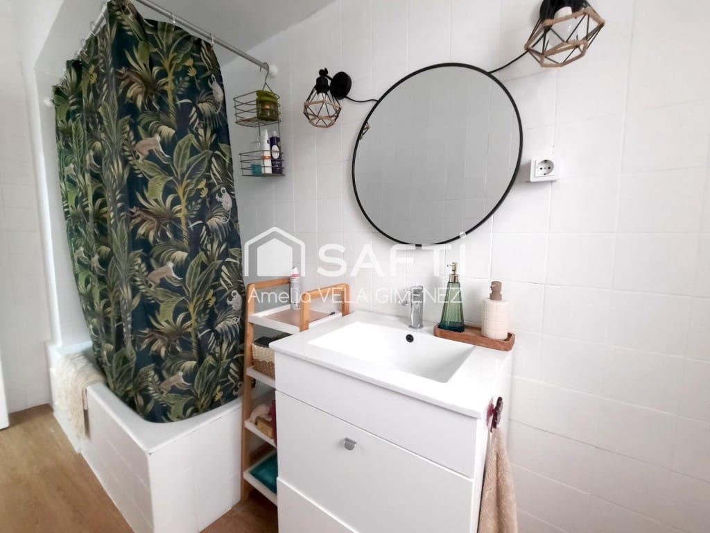 3 bedroom Apartment for sale in Sagunto / Sagunt - € 135,000 (Ref: 9804186)