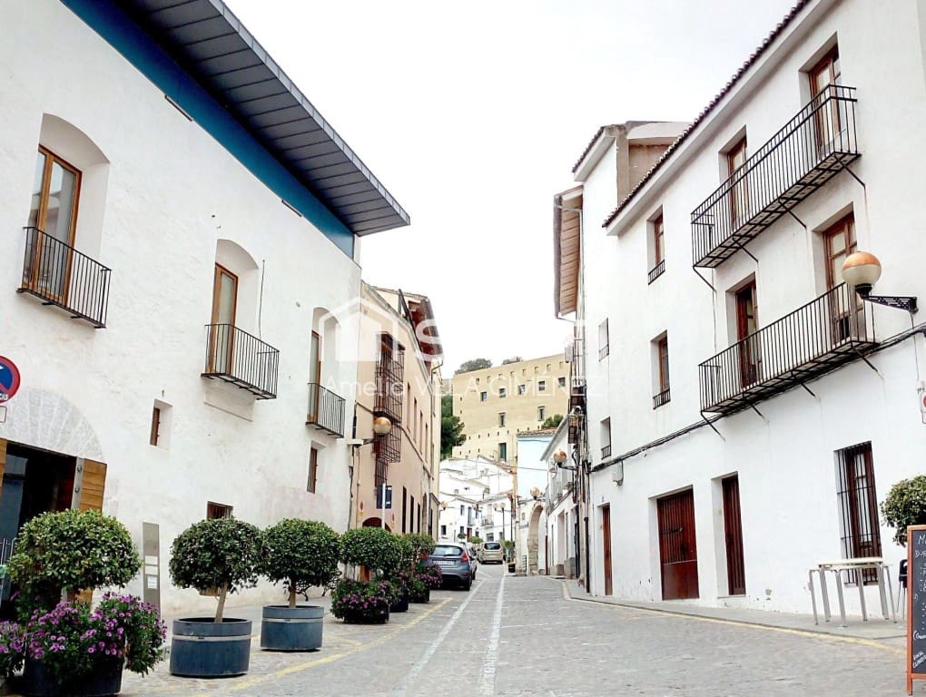 3 bedroom Apartment for sale in Sagunto / Sagunt - € 135,000 (Ref: 9804186)