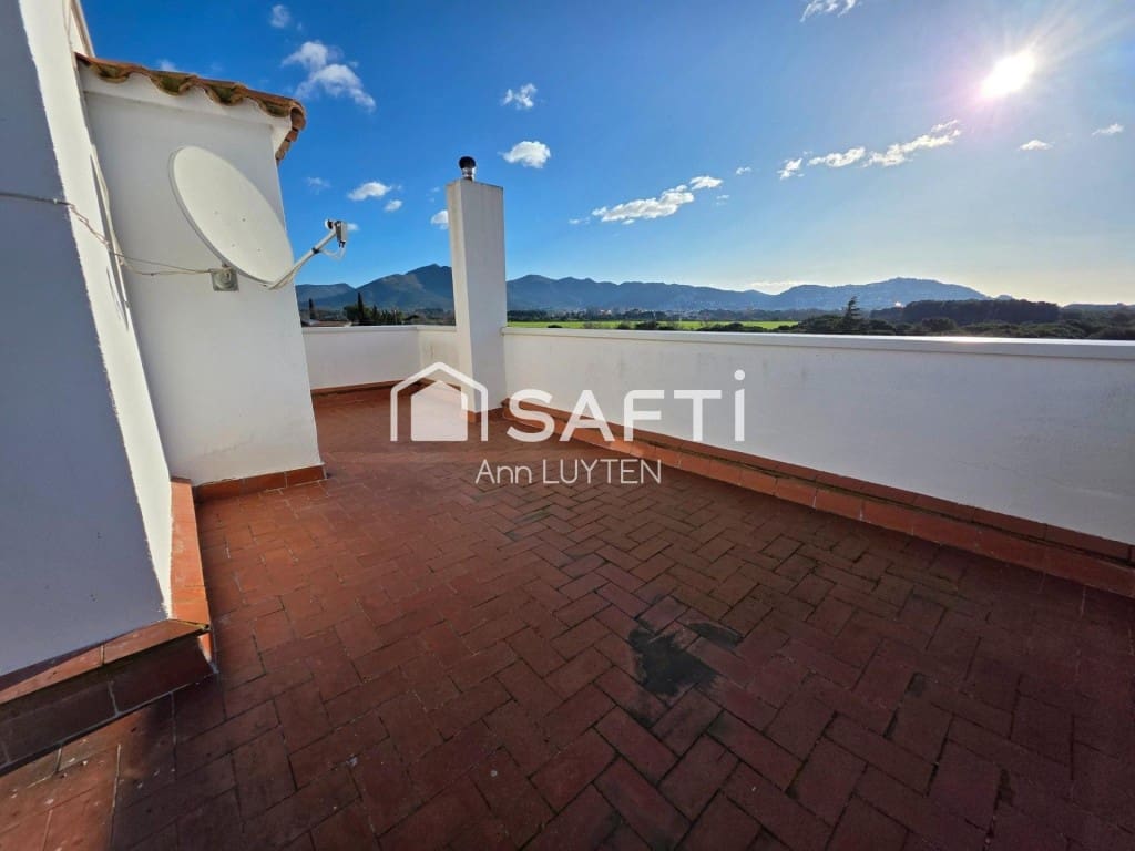 3 sypialnia Willa na sprzedaż w Roses z garażem - 510 000 € (Ref: 9804187)