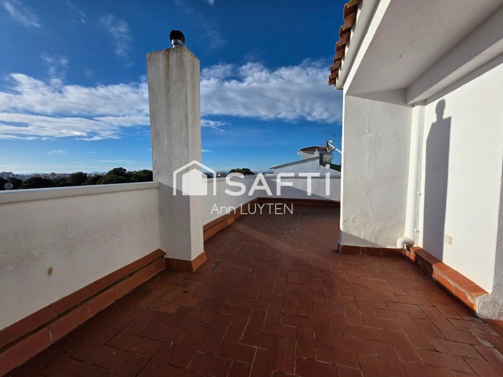 3 sypialnia Willa na sprzedaż w Roses z garażem - 510 000 € (Ref: 9804187)