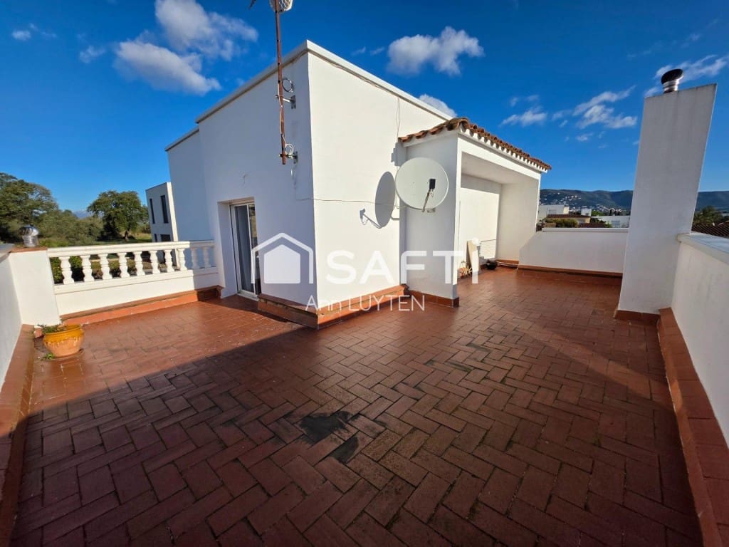 3 sypialnia Willa na sprzedaż w Roses z garażem - 510 000 € (Ref: 9804187)