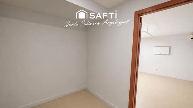 Gewerbe zu verkaufen in Girona Stadt - 215.000 € (Ref: 9804189)