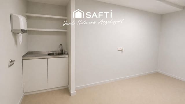 Gewerbe zu verkaufen in Girona Stadt - 215.000 € (Ref: 9804189)