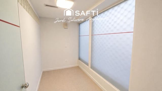 Gewerbe zu verkaufen in Girona Stadt - 215.000 € (Ref: 9804189)