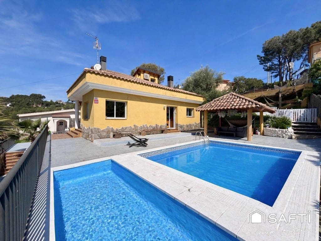 4 soverom Villa til salgs i Olivella med svømmebasseng garasje - € 399 000 (Ref: 9804191)