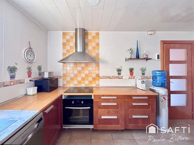 4 soverom Villa til salgs i Olivella med svømmebasseng garasje - € 399 000 (Ref: 9804191)