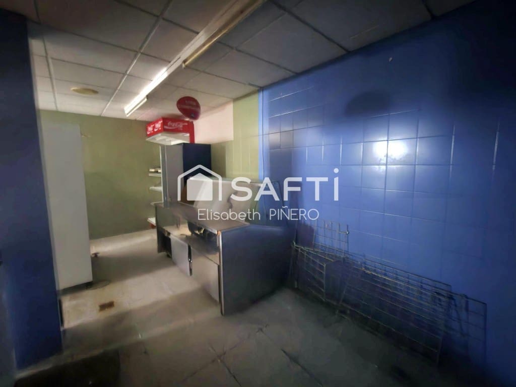 Gewerbe zu verkaufen in Montijo - 99.000 € (Ref: 9806339)