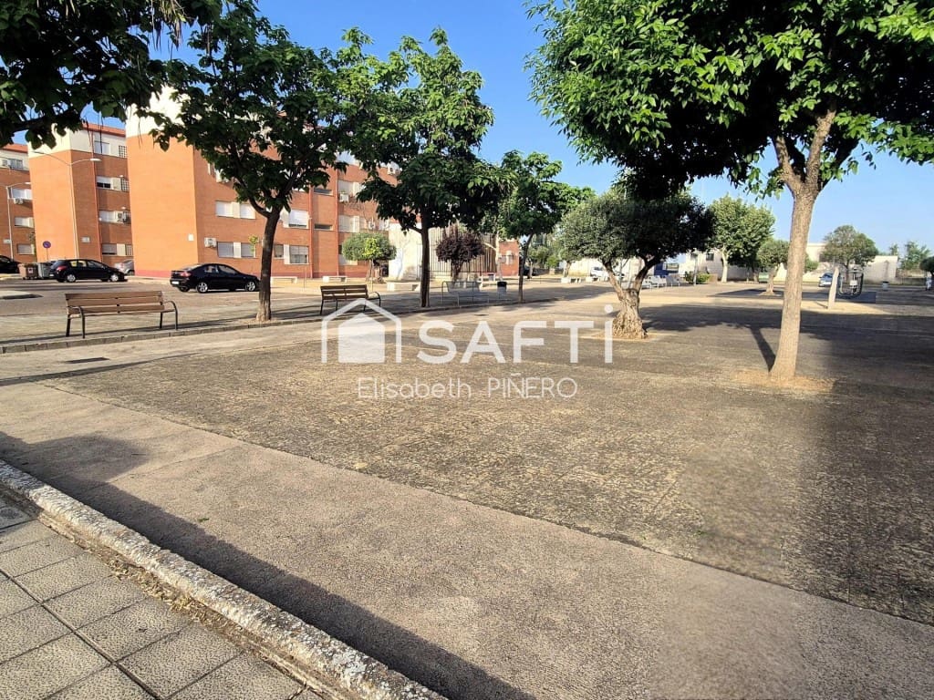 Gewerbe zu verkaufen in Montijo - 99.000 € (Ref: 9806339)