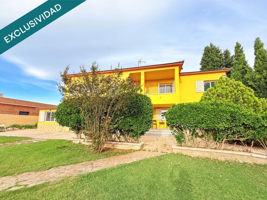 5 bedroom Villa for sale in Piera with pool - € 580,000 (Ref: 9806343)