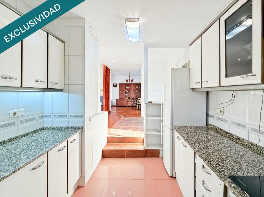 5 bedroom Villa for sale in Piera with pool - € 580,000 (Ref: 9806343)