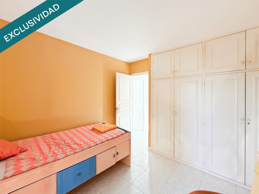 5 bedroom Villa for sale in Piera with pool - € 580,000 (Ref: 9806343)