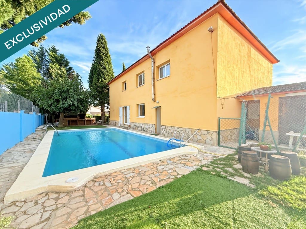 5 bedroom Villa for sale in Piera with pool - € 580,000 (Ref: 9806343)