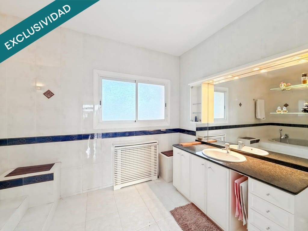 5 bedroom Villa for sale in Piera with pool - € 580,000 (Ref: 9806343)