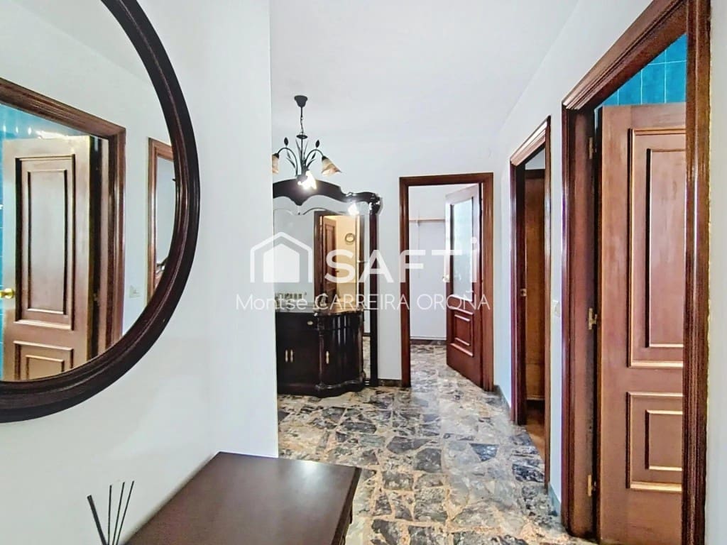 4 sovrum Villa till salu i Santiago de Compostela med garage - 330 000 € (Ref: 9806345)