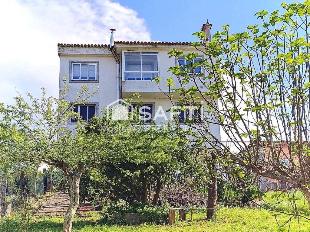 4 sovrum Villa till salu i Santiago de Compostela med garage - 330 000 € (Ref: 9806345)