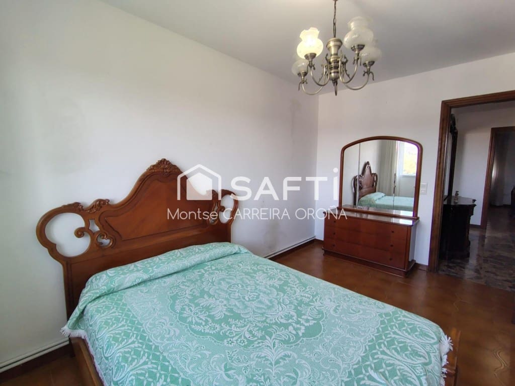 4 sovrum Villa till salu i Santiago de Compostela med garage - 330 000 € (Ref: 9806345)