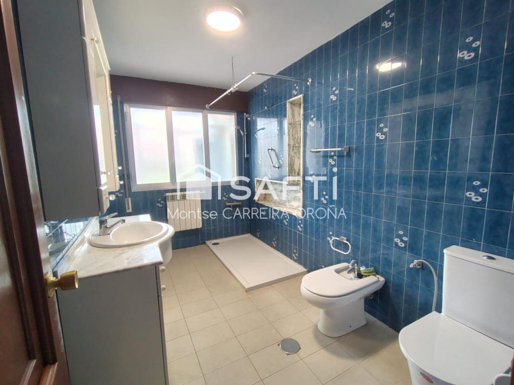 4 sovrum Villa till salu i Santiago de Compostela med garage - 330 000 € (Ref: 9806345)