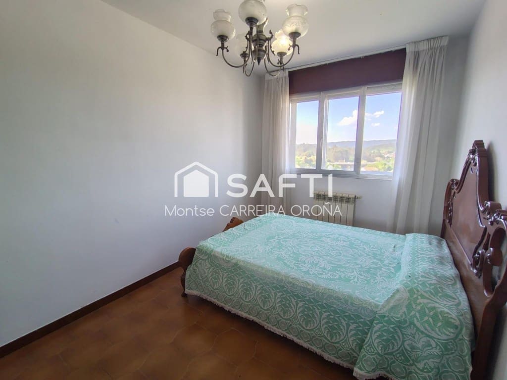 4 sovrum Villa till salu i Santiago de Compostela med garage - 330 000 € (Ref: 9806345)