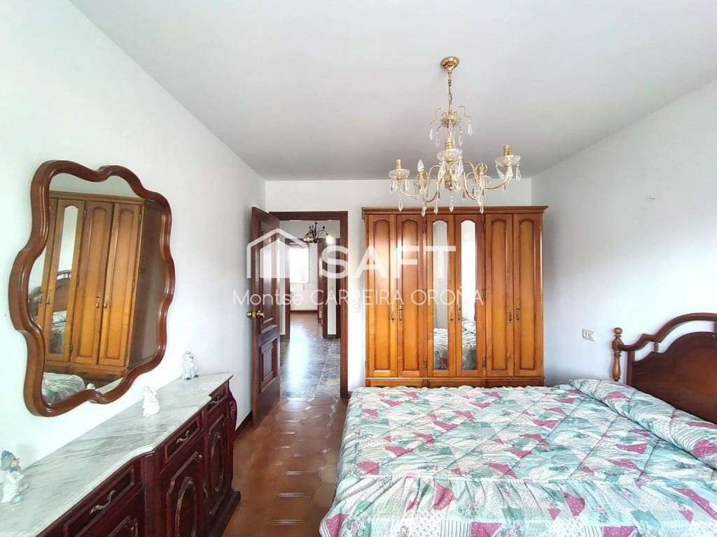 4 sovrum Villa till salu i Santiago de Compostela med garage - 330 000 € (Ref: 9806345)