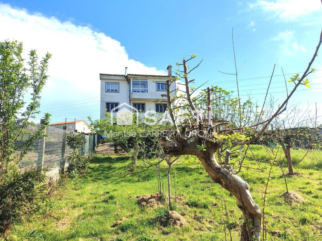 4 sovrum Villa till salu i Santiago de Compostela med garage - 330 000 € (Ref: 9806345)