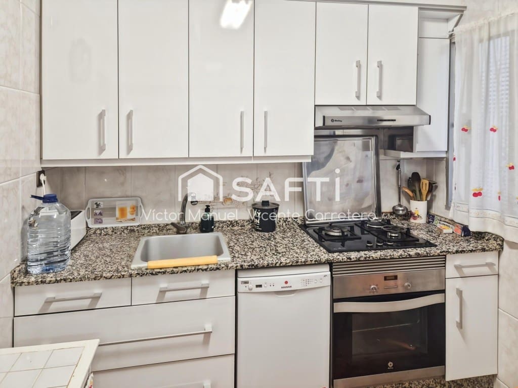 3 bedroom Apartment for sale in Sagunto / Sagunt - € 179,000 (Ref: 9806348)