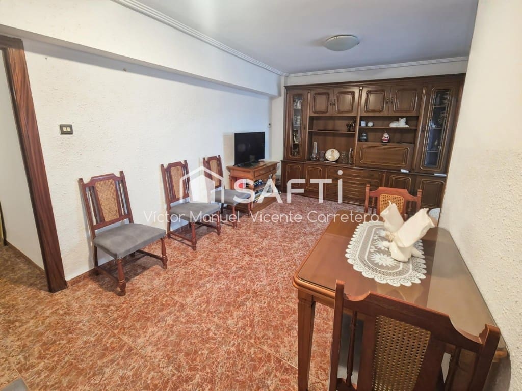 3 bedroom Apartment for sale in Sagunto / Sagunt - € 179,000 (Ref: 9806348)