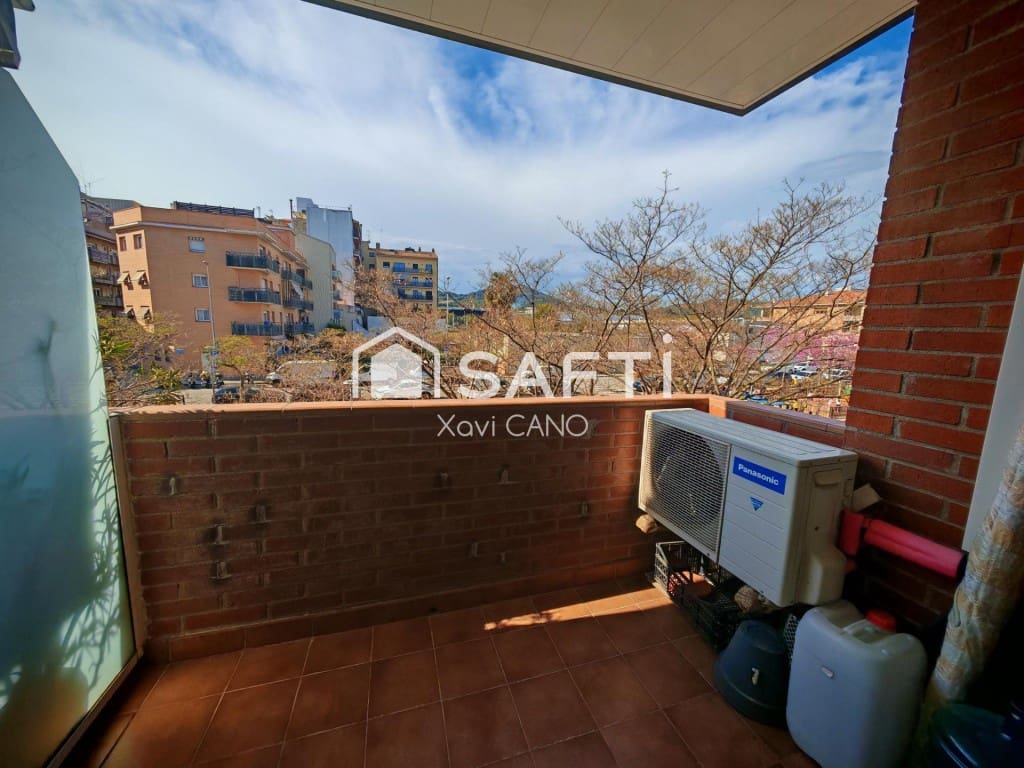 3 Zimmer Apartment zu verkaufen in Pineda de Mar mit Garage - 223.000 € (Ref: 9806354)