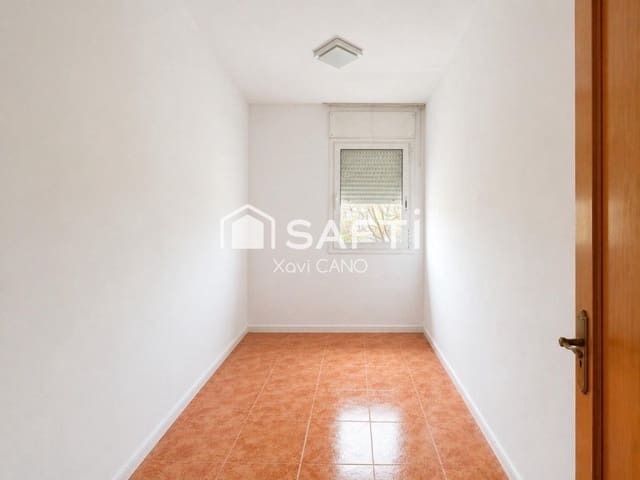 3 Zimmer Apartment zu verkaufen in Pineda de Mar mit Garage - 223.000 € (Ref: 9806354)