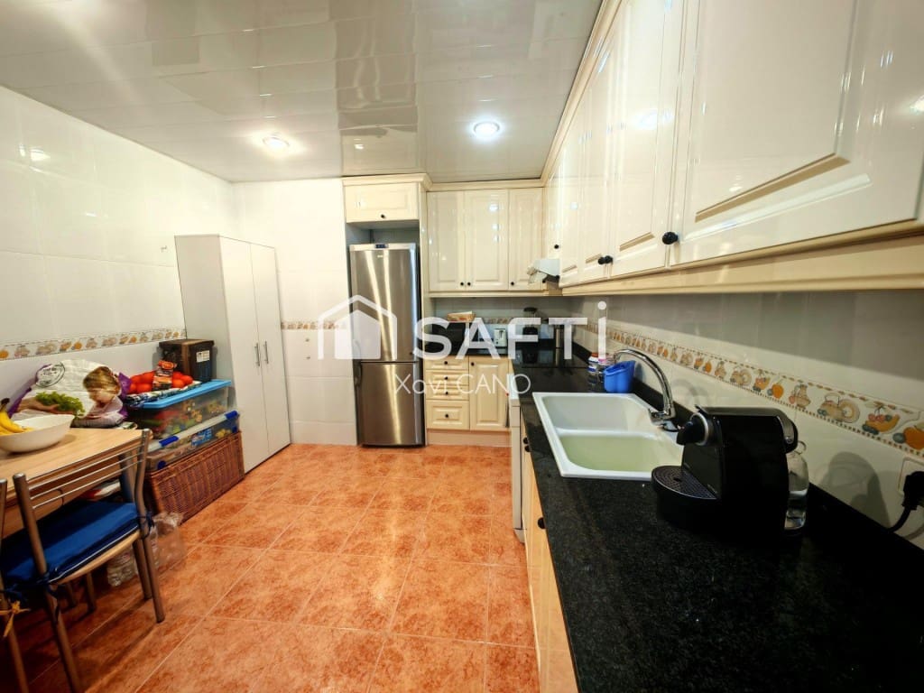 3 Zimmer Apartment zu verkaufen in Pineda de Mar mit Garage - 223.000 € (Ref: 9806354)