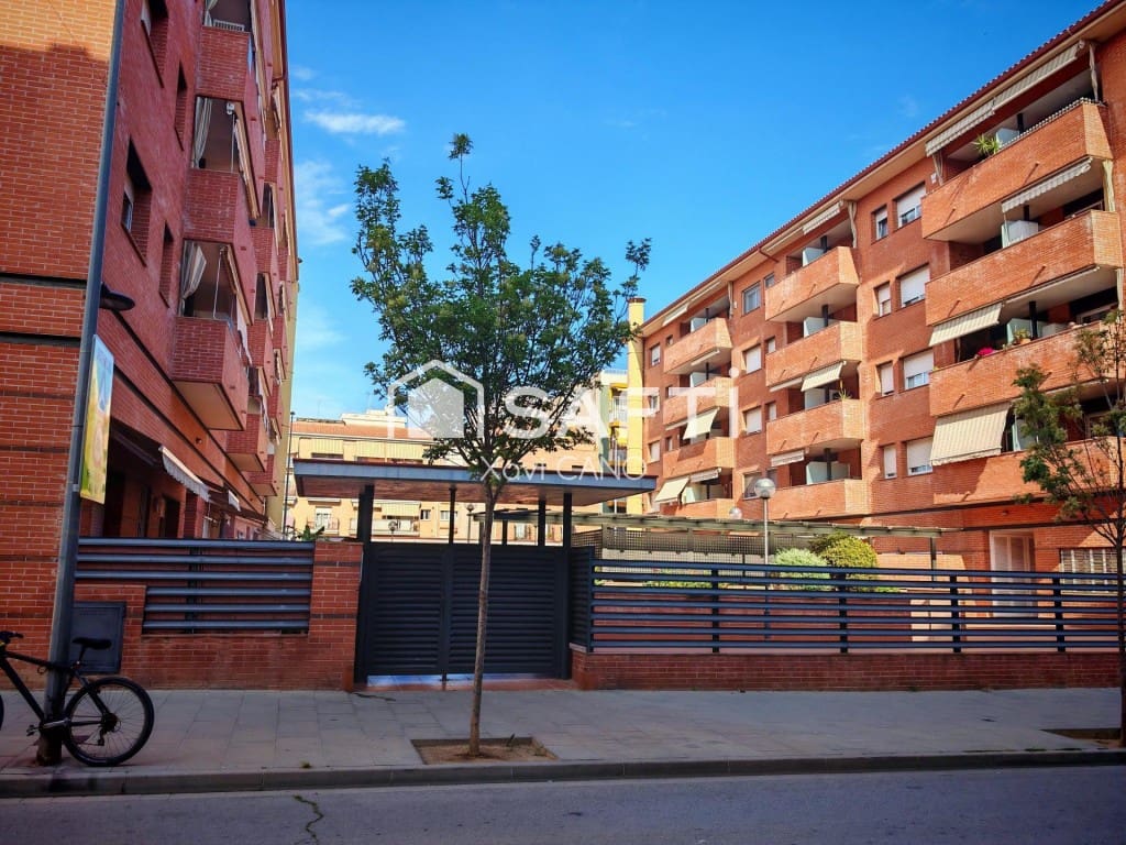 3 Zimmer Apartment zu verkaufen in Pineda de Mar mit Garage - 223.000 € (Ref: 9806354)
