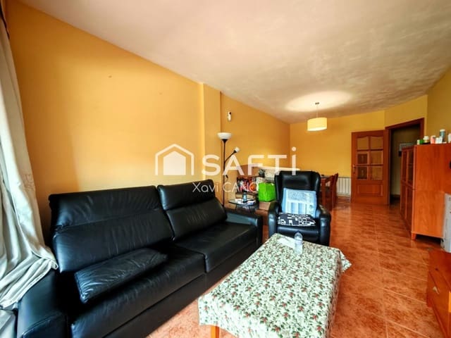 3 Zimmer Apartment zu verkaufen in Pineda de Mar mit Garage - 223.000 € (Ref: 9806354)