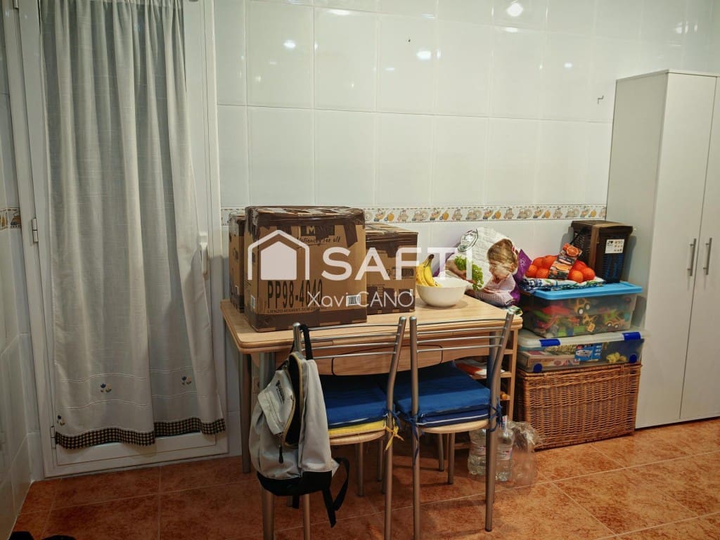 3 Zimmer Apartment zu verkaufen in Pineda de Mar mit Garage - 223.000 € (Ref: 9806354)