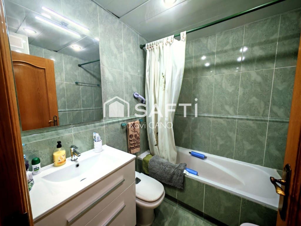 3 Zimmer Apartment zu verkaufen in Pineda de Mar mit Garage - 223.000 € (Ref: 9806354)