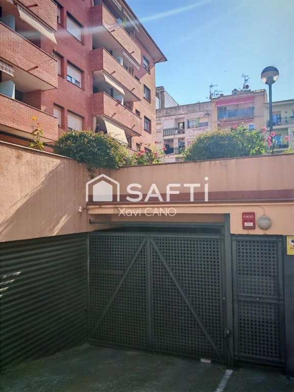 3 Zimmer Apartment zu verkaufen in Pineda de Mar mit Garage - 223.000 € (Ref: 9806354)