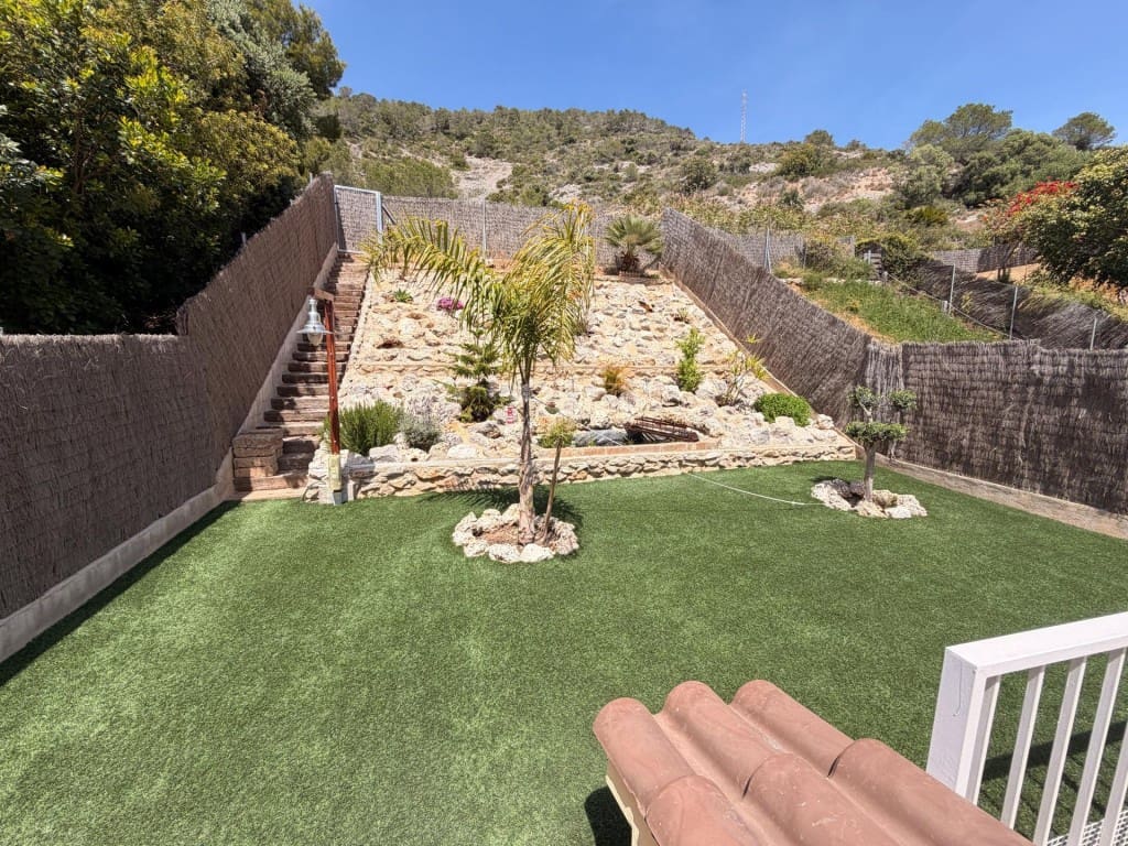 4 quarto Moradia em Banda para venda em Sitges com piscina - 875 000 € (Ref: 9806355)