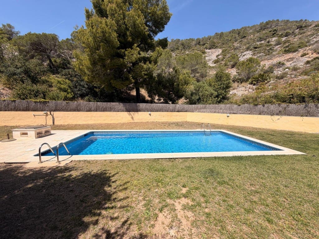 4 quarto Moradia em Banda para venda em Sitges com piscina - 875 000 € (Ref: 9806355)