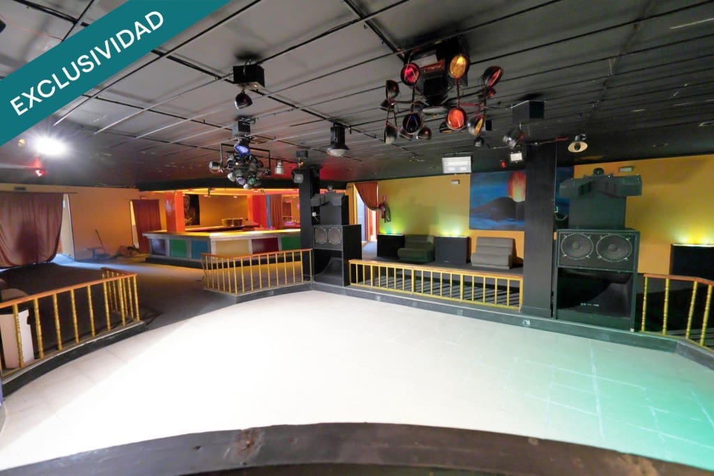 Office for sale in Noceda - € 120,000 (Ref: 9806359)