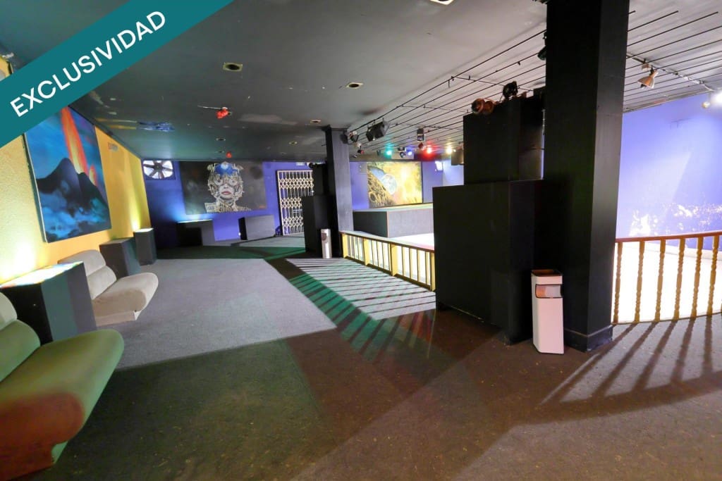 Office for sale in Noceda - € 120,000 (Ref: 9806359)